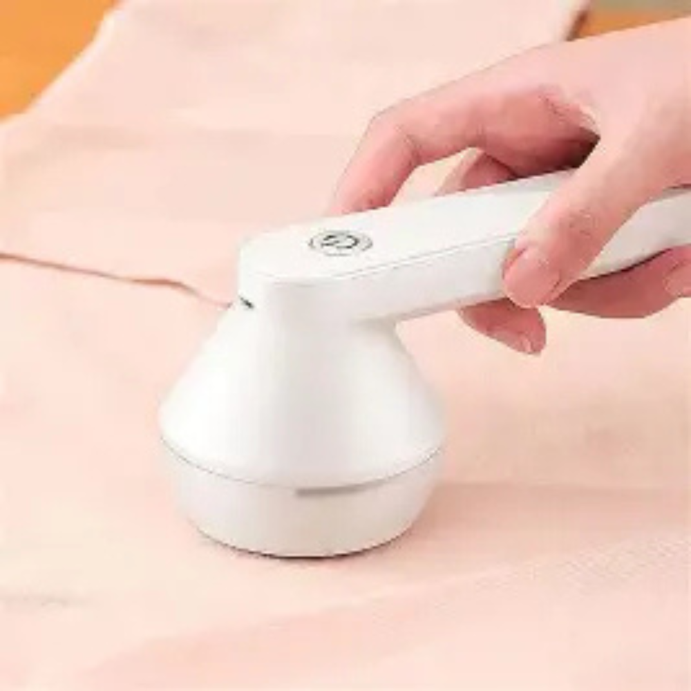 **Clothes Lint Remover Trimmer Portable – Restore Your Clothes to Perfect Smoothness Instantly!**